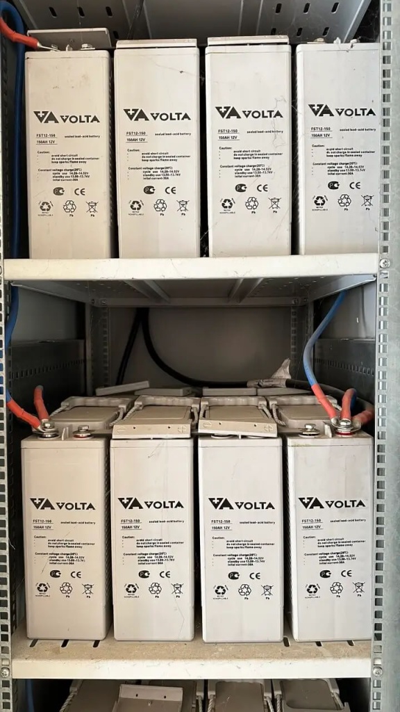 Аккумуляторные батареи Volta.jpg Аккумуляторные батареи Volta.jpg